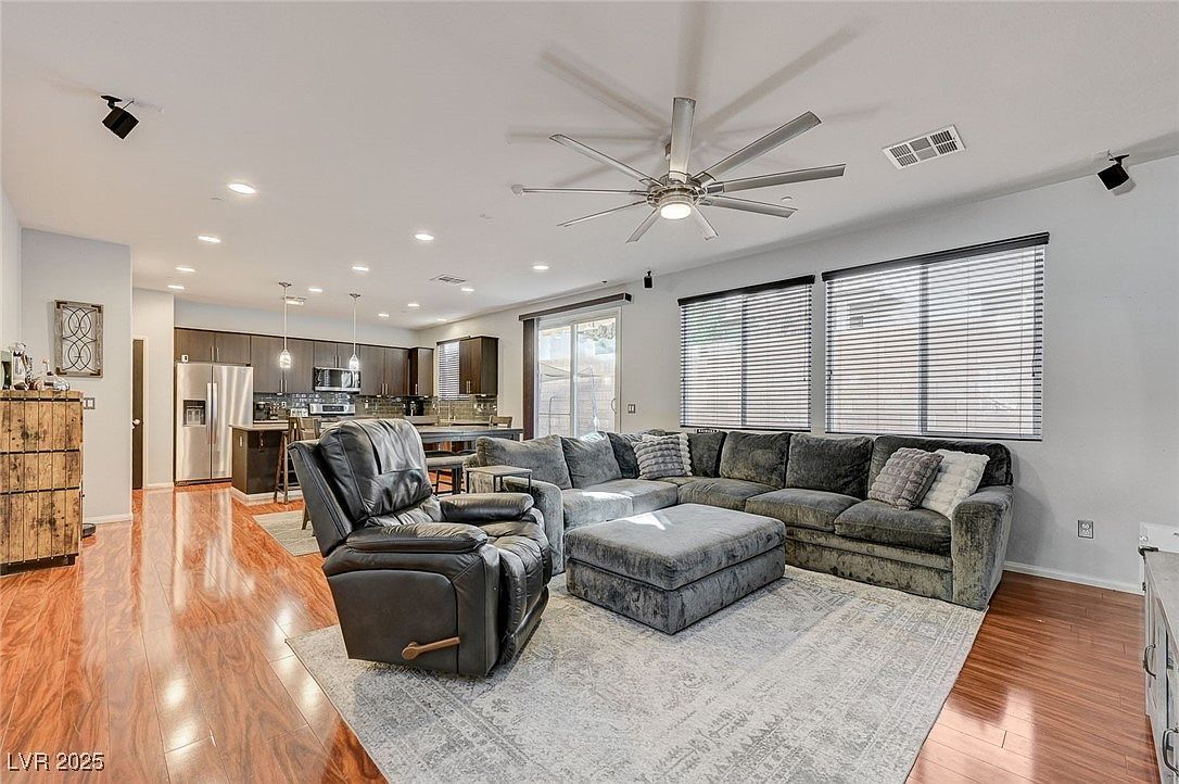 3625 Via Terracina Henderson, NV 89052 - Thumbnail 2