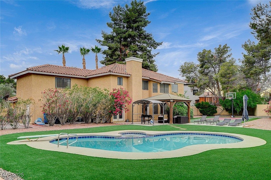 2224 Lucerne Ct Henderson, NV 89014 - Thumbnail 2