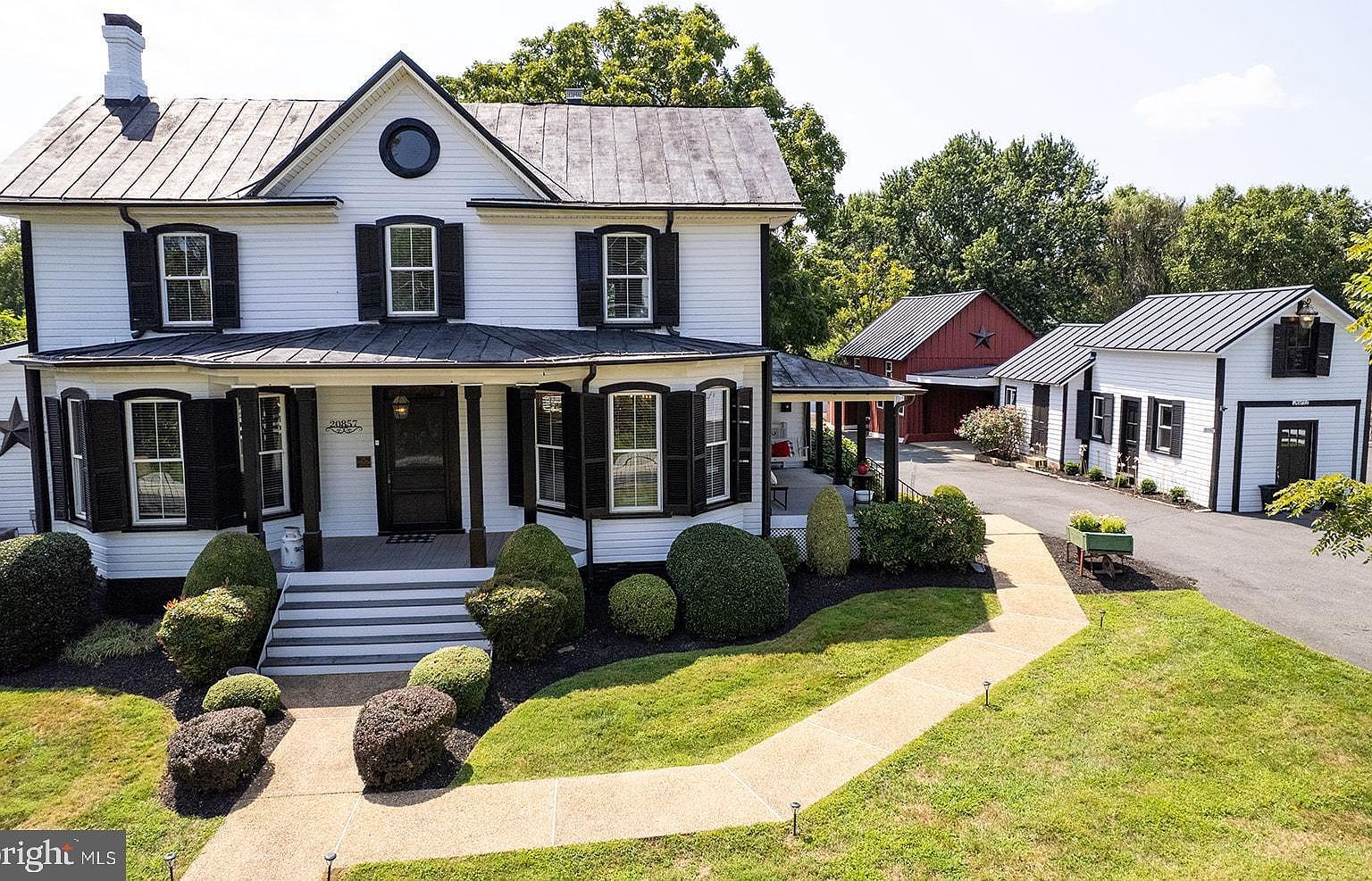 20857 Ashburn Rd Ashburn, VA 20147 - Thumbnail 2