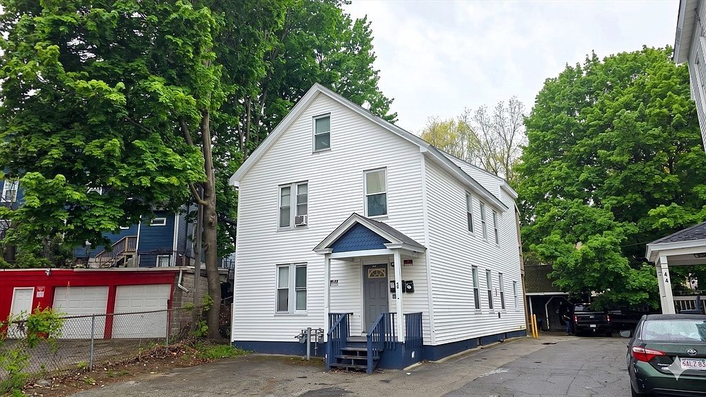 16 W Oberlin St Worcester, MA 01610, 1610
