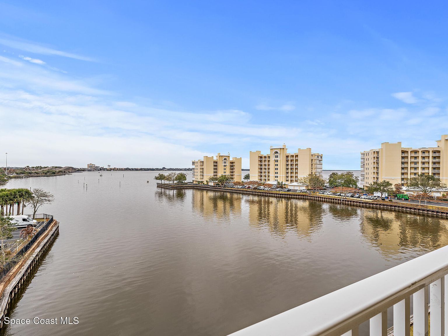 134 Starboard Ln APT 402 Merritt Island, FL 32953 - Thumbnail 2