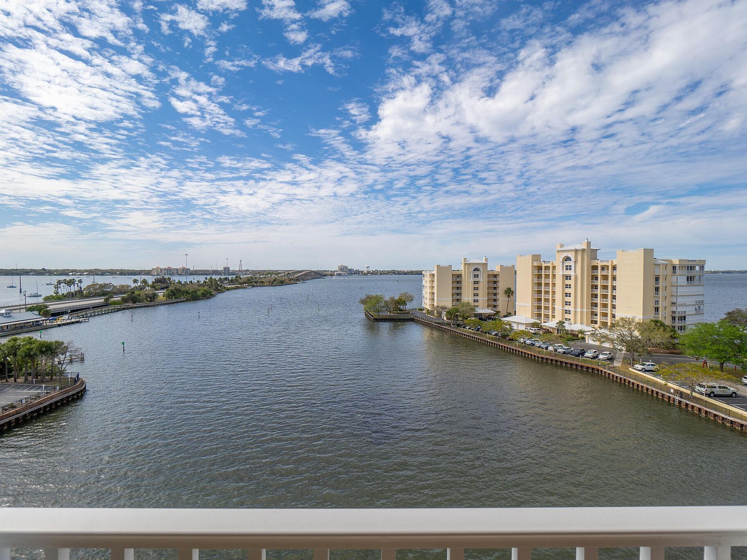 134 Starboard Ln APT 705 Merritt Island, FL 32953 - Thumbnail 2