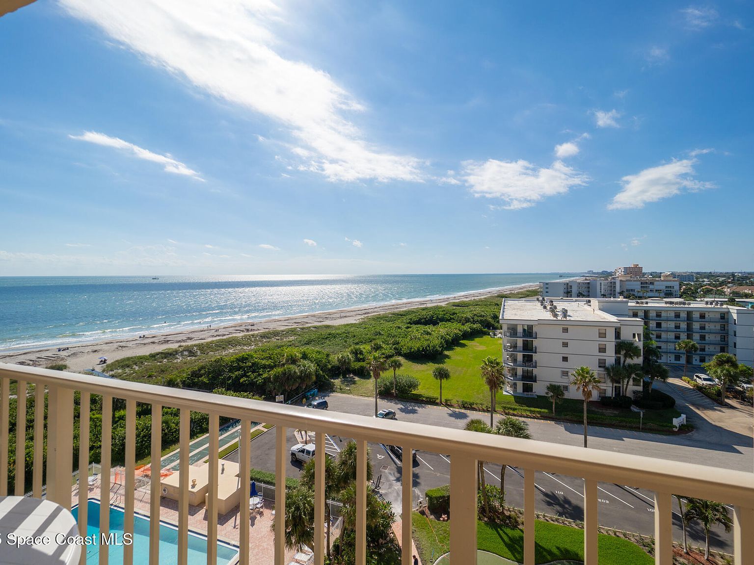 7520 Ridgewood Ave APT 906 Cape Canaveral, FL 32920 - Thumbnail 2