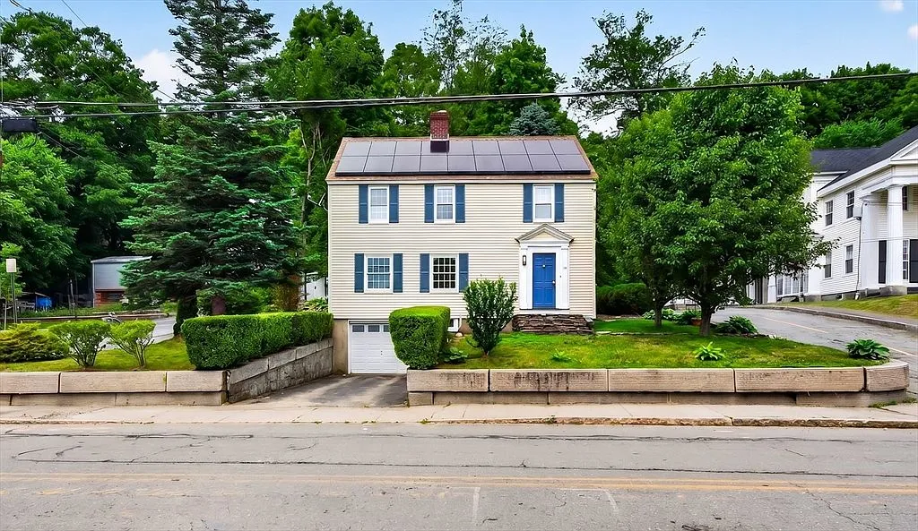 118 Blossom St Fitchburg, MA 01420, 1420