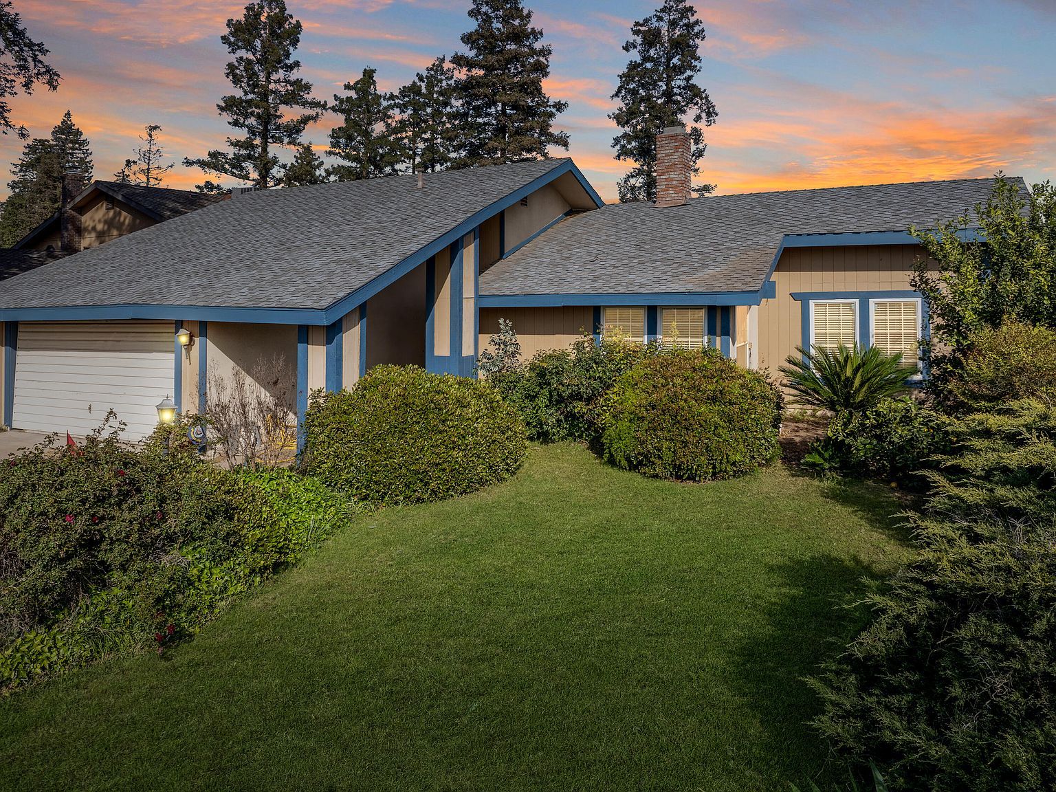 1352 N M St Tulare, CA 93274 - Thumbnail 2