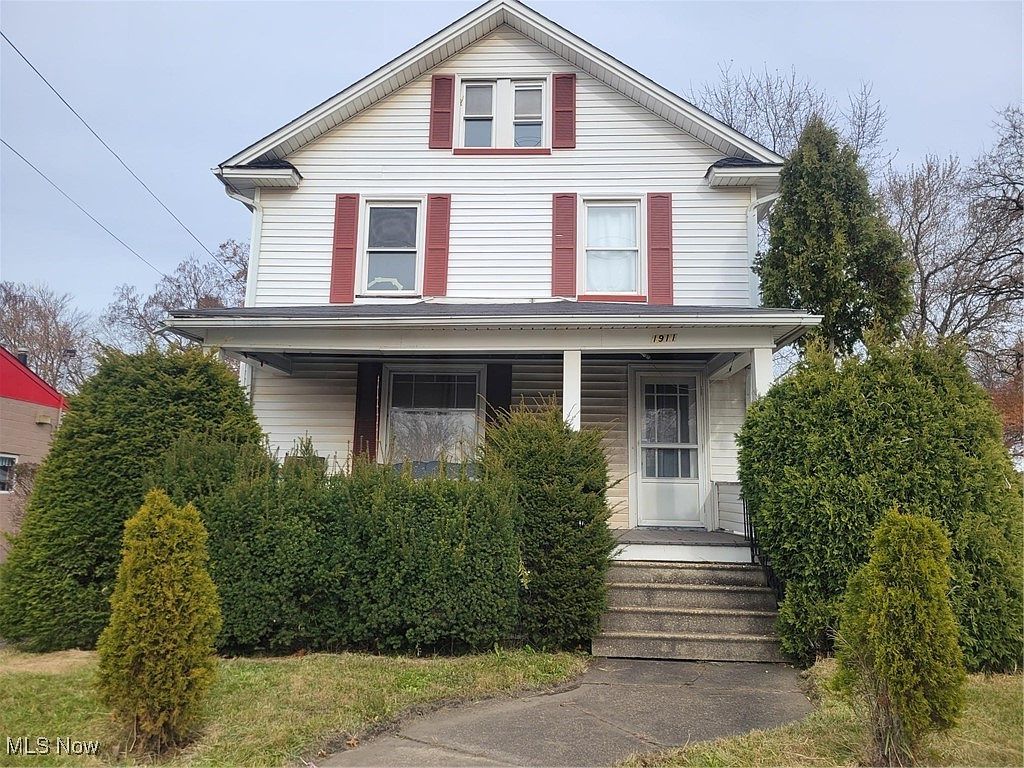 1911 Youngstown Rd SE Warren, OH 44484 - Thumbnail 2