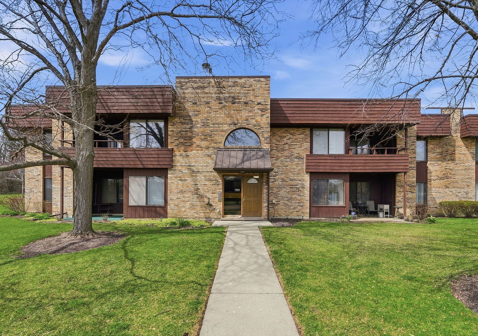 1350 N Sterling Ave Unit 201 Palatine, IL 60067  | Condominium
