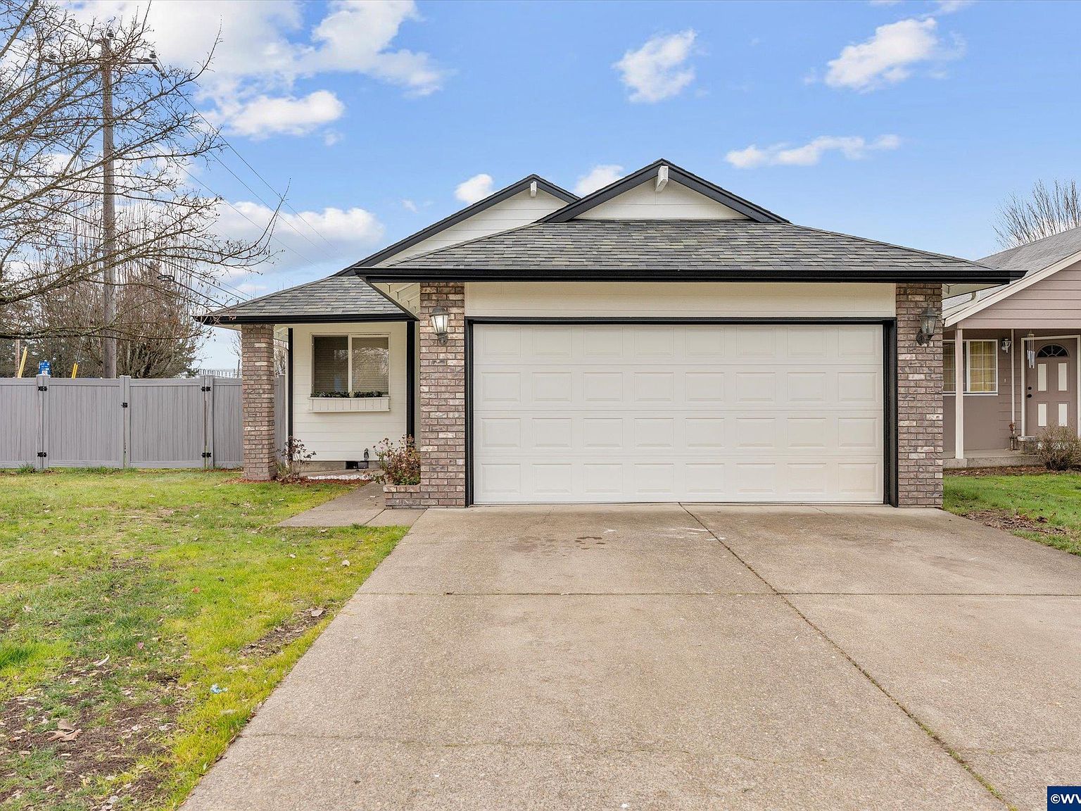 3390 Marion St SE Albany, OR 97322 - Thumbnail 2