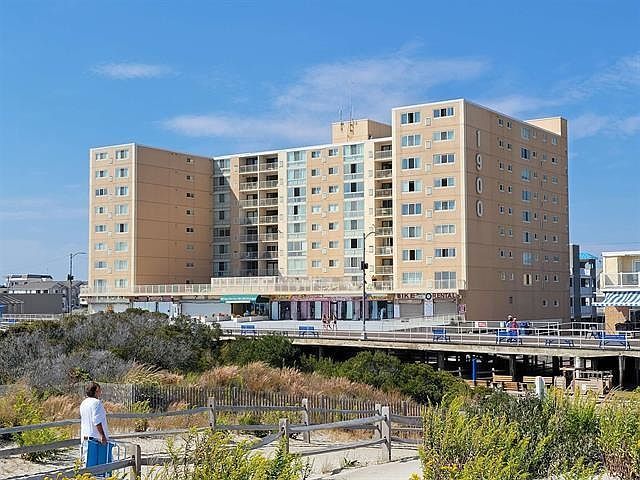 1900 Boardwalk Unit 503 Wildwood, NJ 08260 - Thumbnail 2