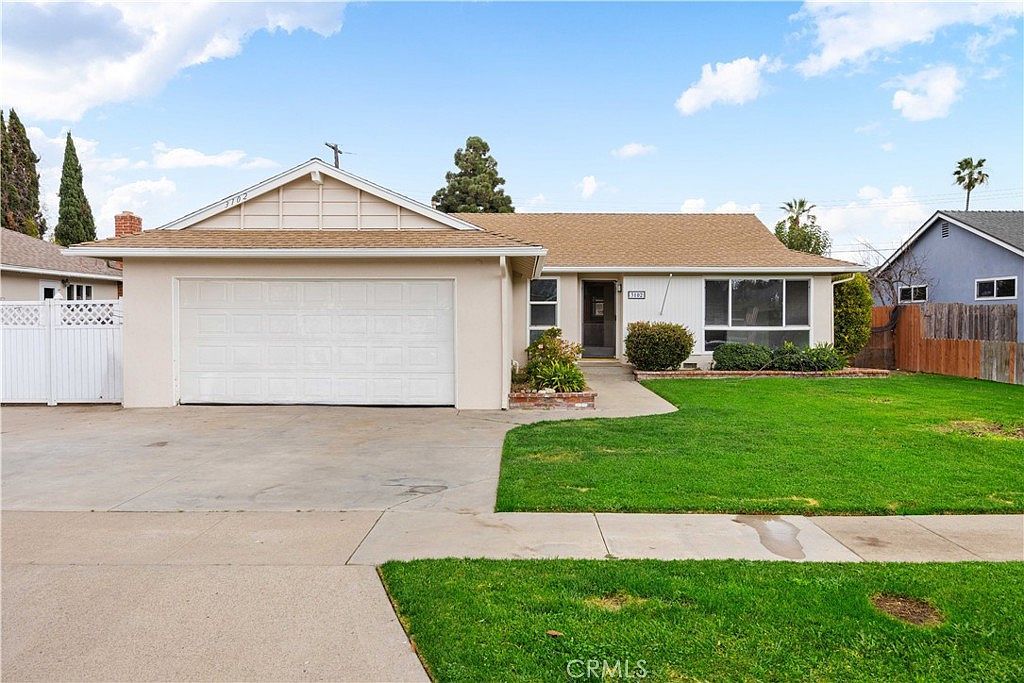 3102 Warren Ln Costa Mesa, CA 92626 - Thumbnail 2