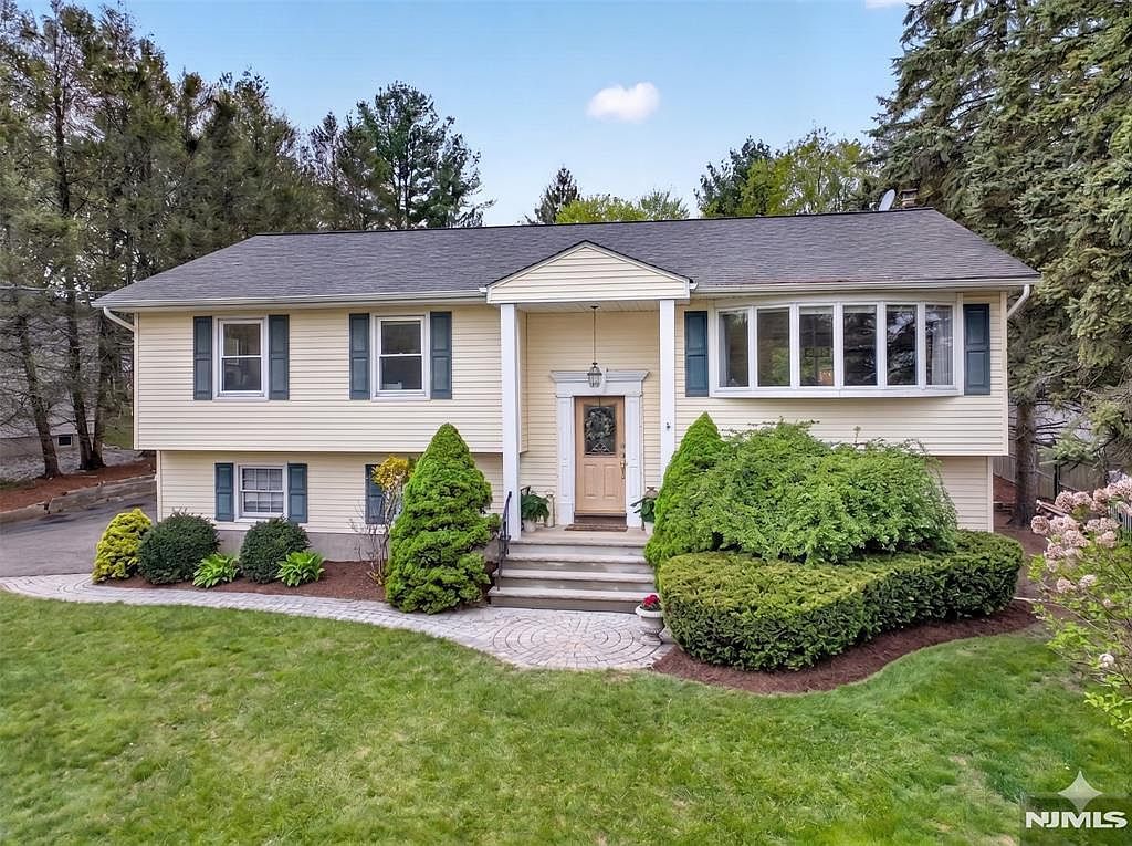 307 E Crescent Ave Ramsey, NJ 07446  | Single Family