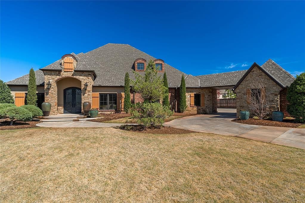 1209 W Flowering Peach Way Mustang, OK 73064  | Single Family