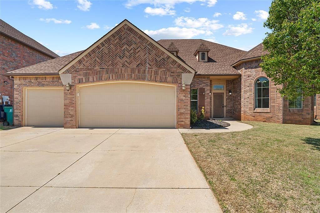 13617 Keswick Ln Yukon, OK 73099  | Single Family
