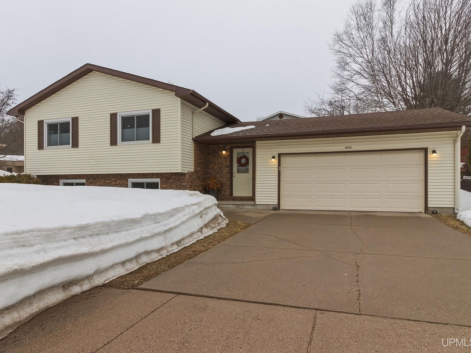 1860 Heikkala Dr Marquette, MI 49855  | Single Family