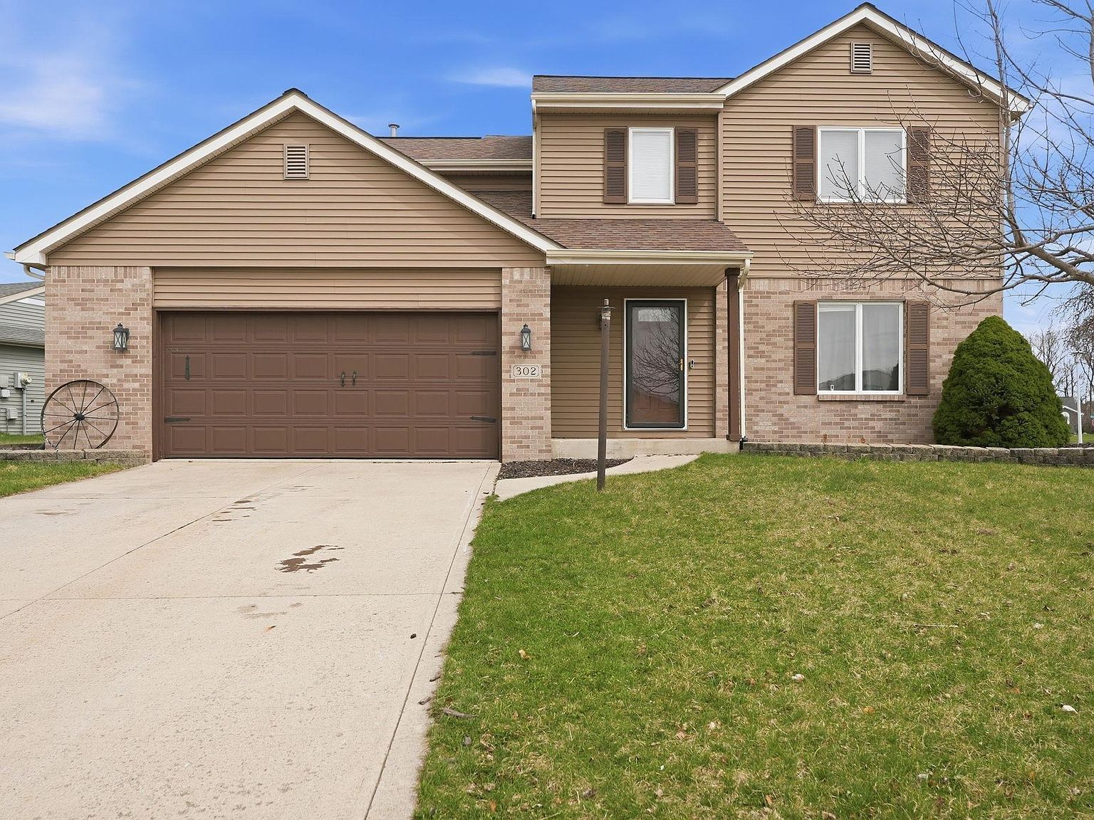 302 Willard Dr Auburn, IN 46706  | Single Family