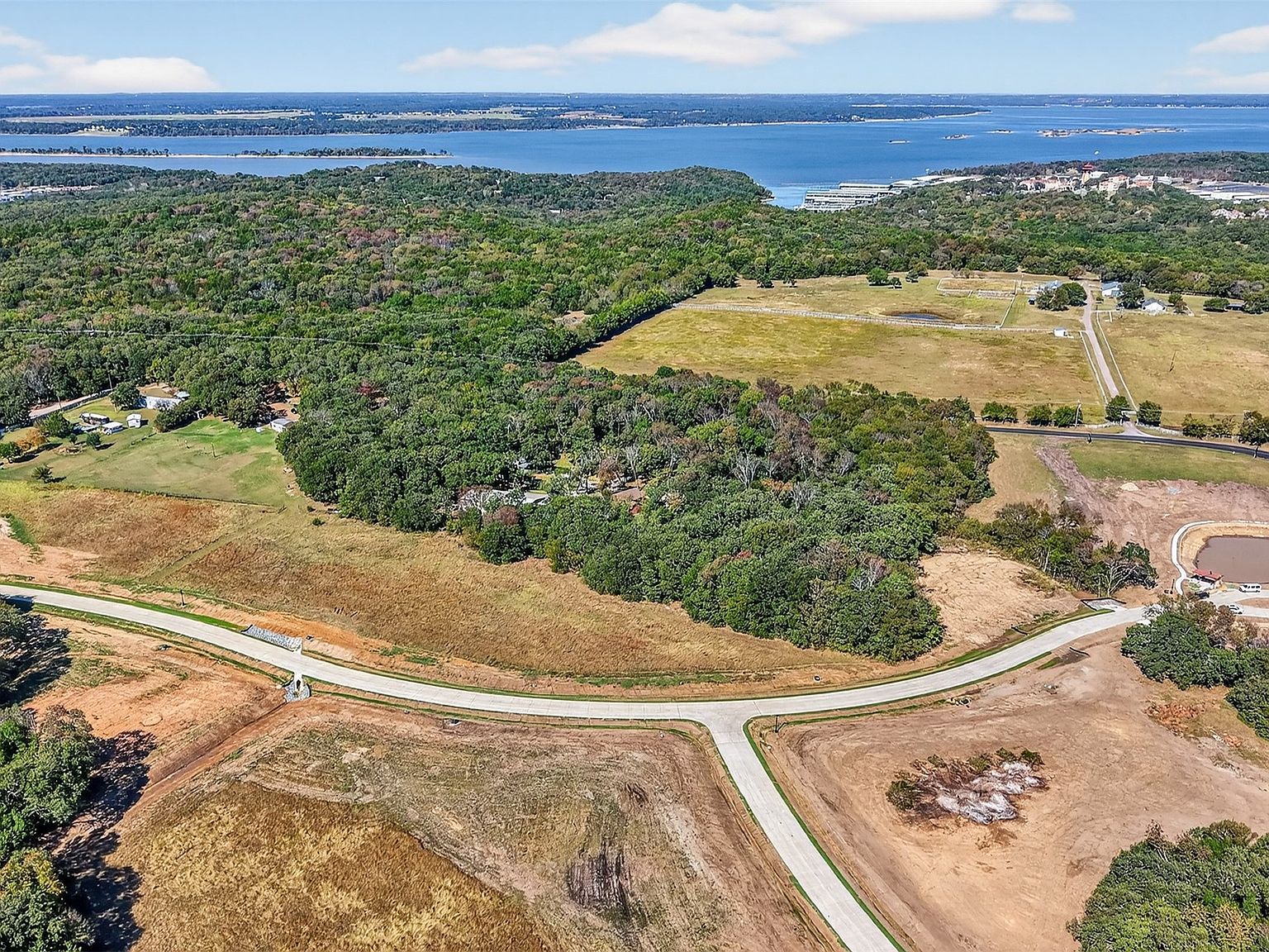 16 White Tail Way Pottsboro, TX 75076 - Thumbnail 2