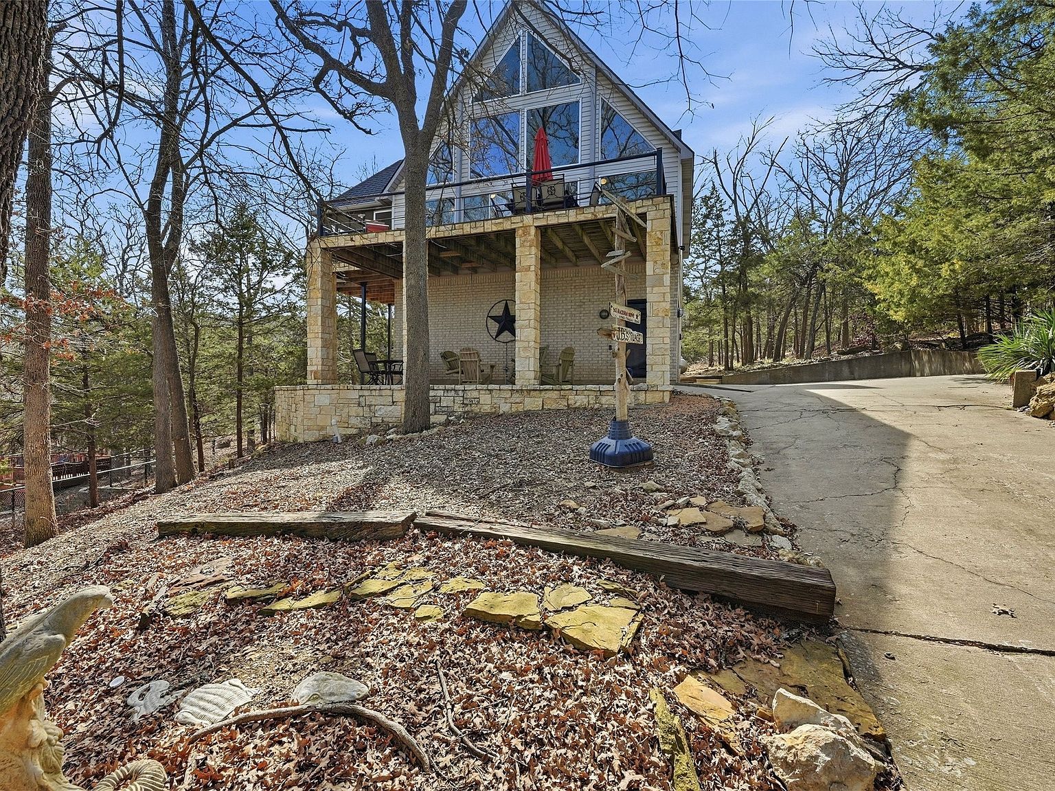 102 Hacienda Dr Pottsboro, TX 75076 - Thumbnail 2