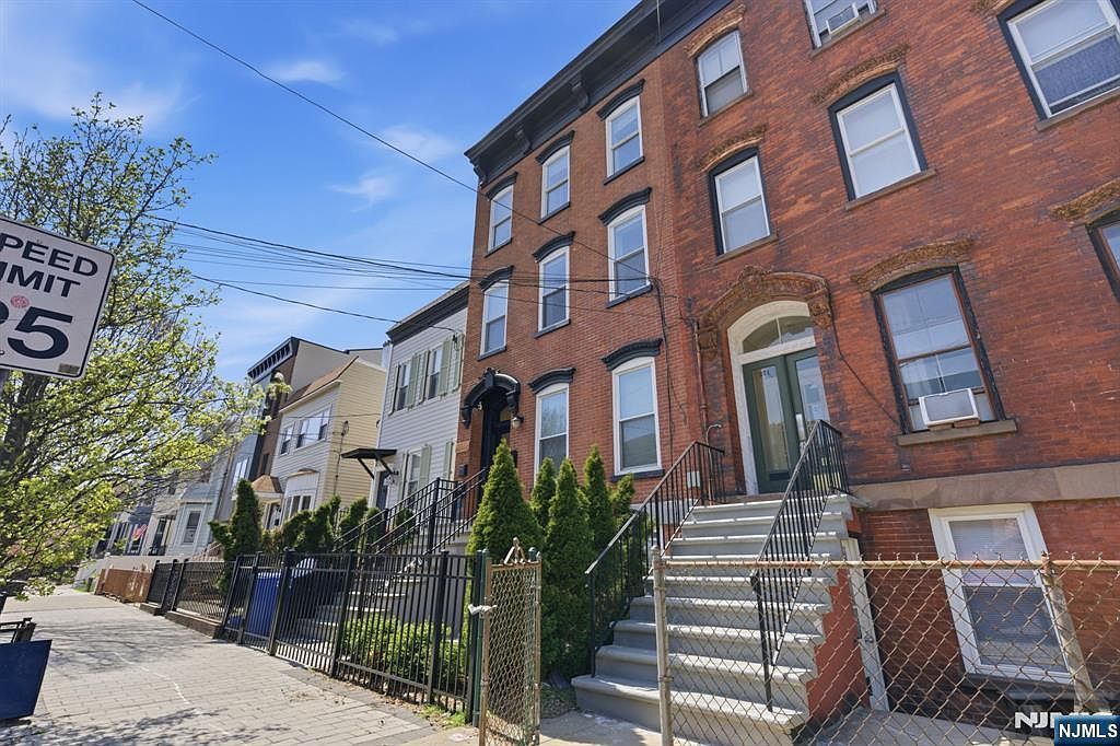 269 Ogden Ave #1 Jersey City, NJ 07307  | Condominium