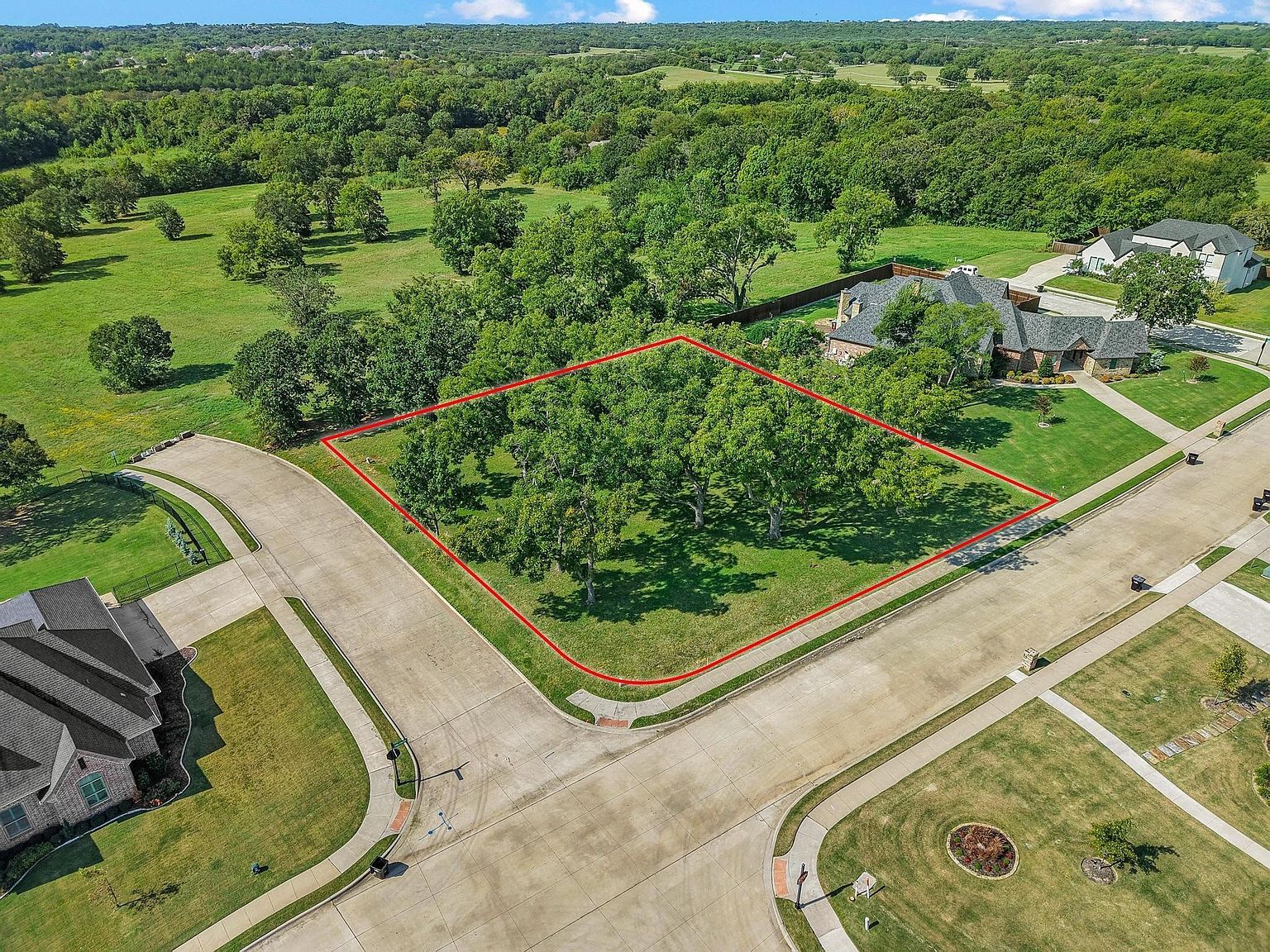 3900 Saddle Crk Denison, TX 75020 - Thumbnail 2