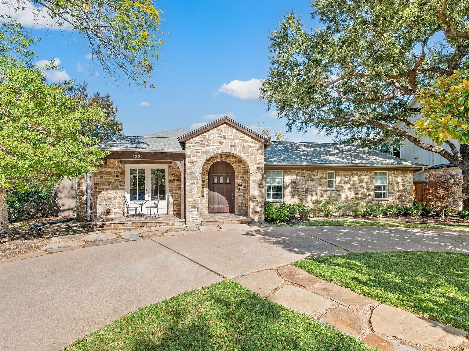 1322 Apache Dr Richardson, TX 75080 - Thumbnail 2