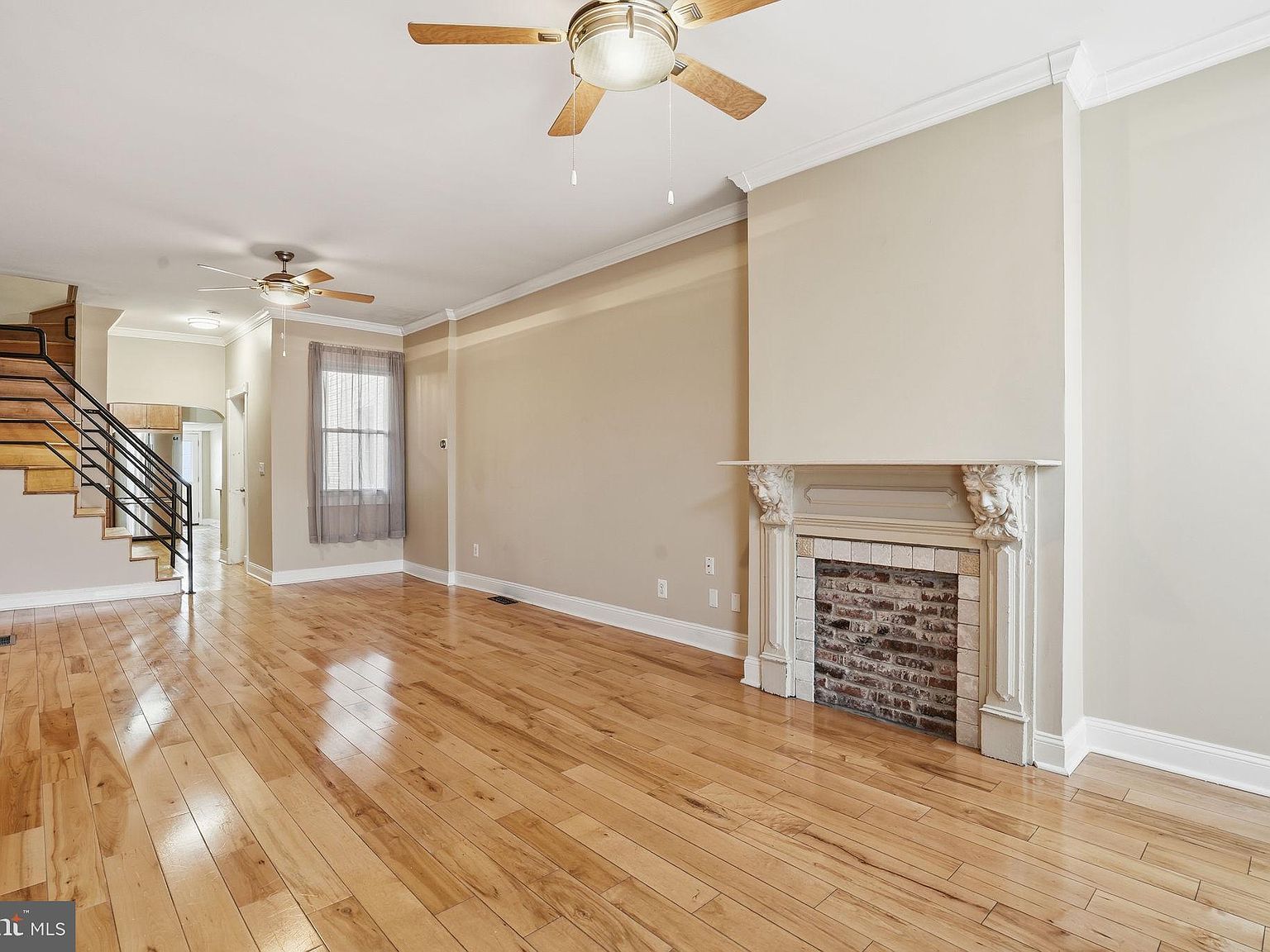 107 W Fort Ave Baltimore, MD 21230 - Thumbnail 2