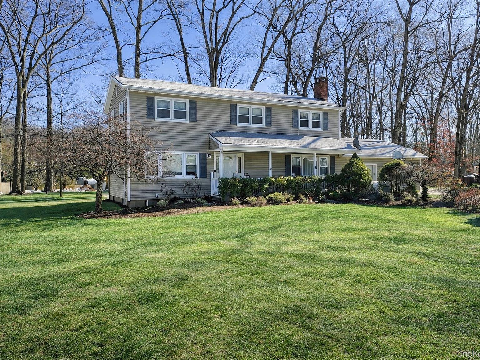 22 Palisades Ct Pomona, NY 10970 - Thumbnail 2