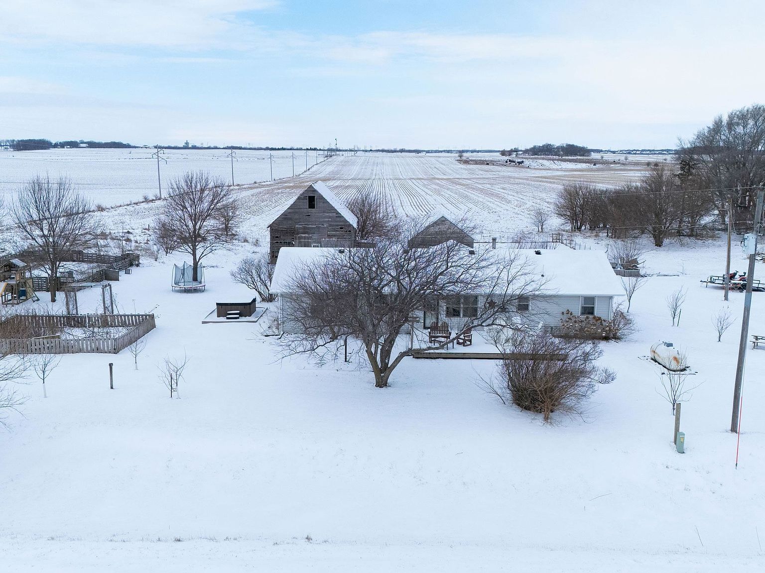 2141 250th Ave Milford, IA 51351 - Thumbnail 2