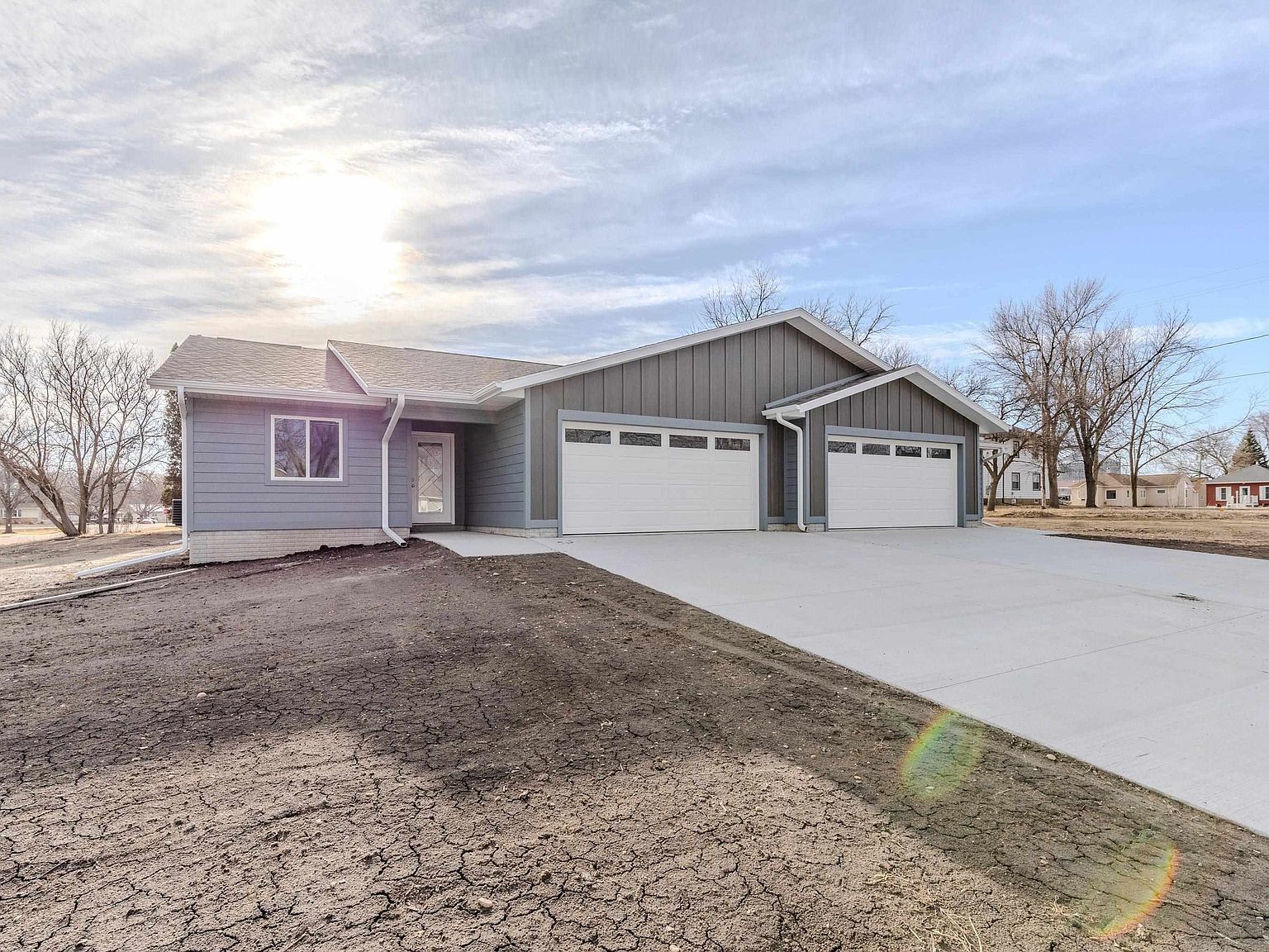 306 W 1st St Lake Park, IA 51347 - Thumbnail 2