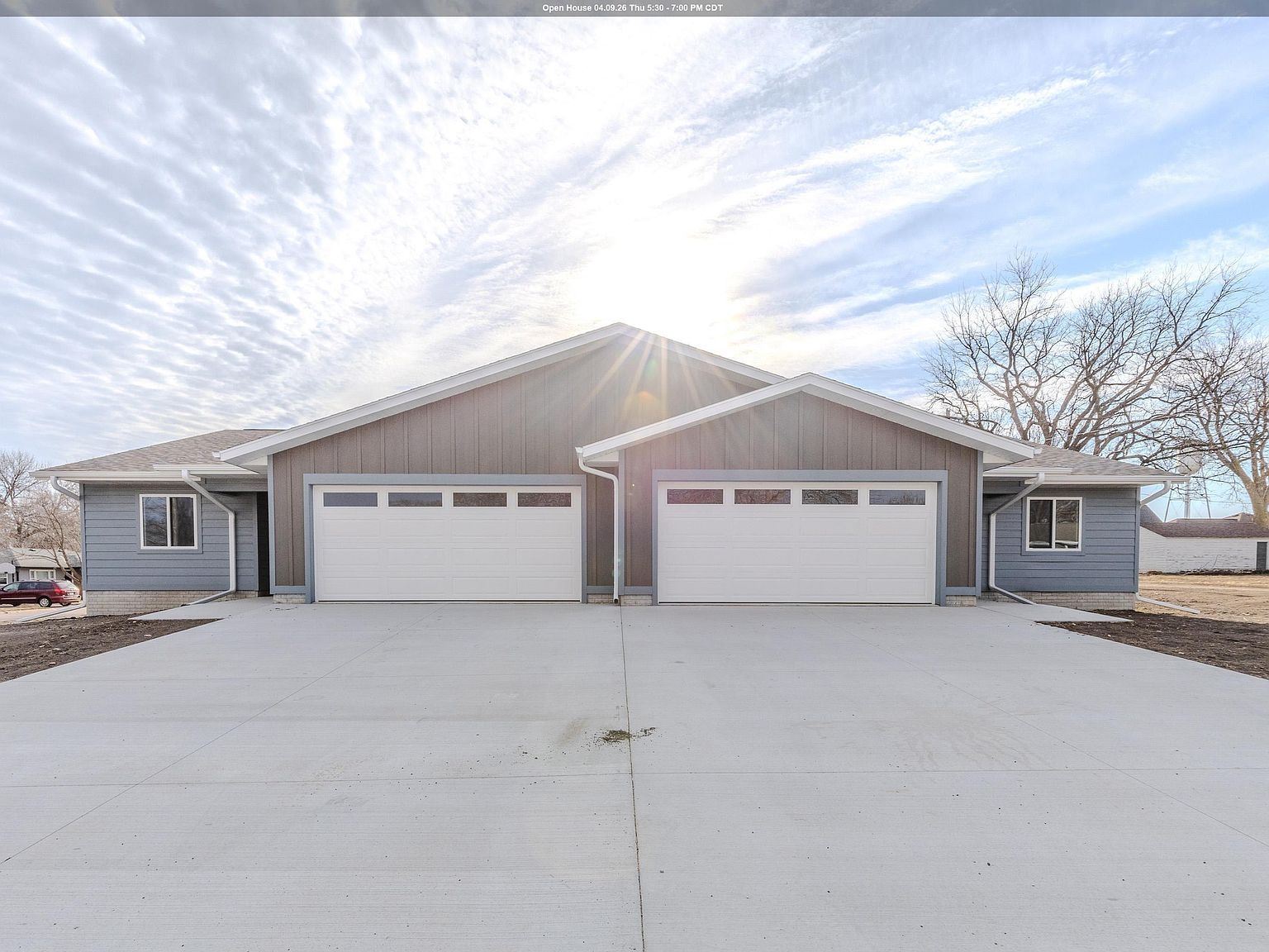 306 W 1st St Unit B Lake Park, IA 51347  | Multi Family