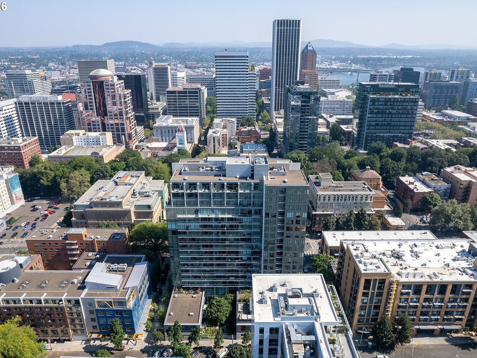 1221 SW 10th Ave Unit 211 Portland, OR 97205, 97205
