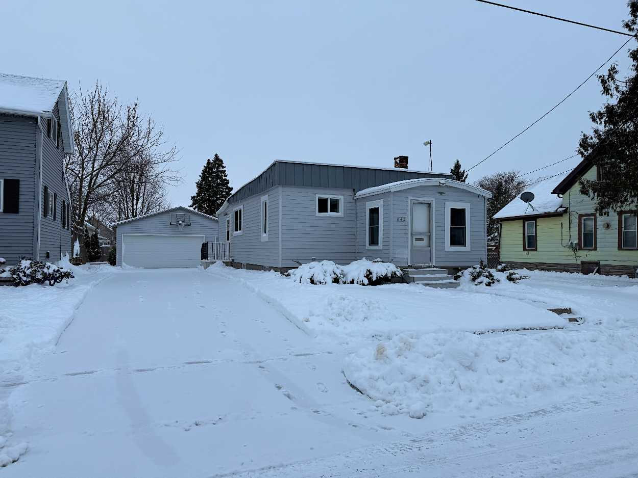 843 Bismarck Avenue, Oshkosh, WI, USA, 54902 | Single Family