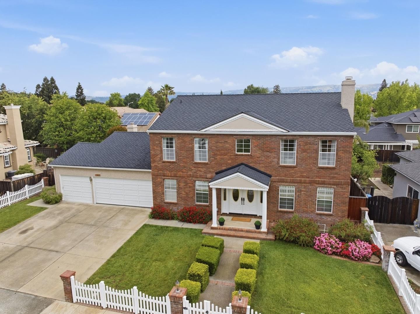 15670 Via Castana Morgan Hill, CA 95037  | Single Family