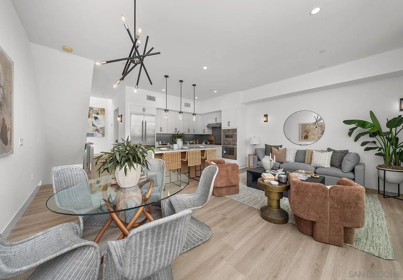 2646 State St #D Carlsbad, CA 92008 - Thumbnail 2