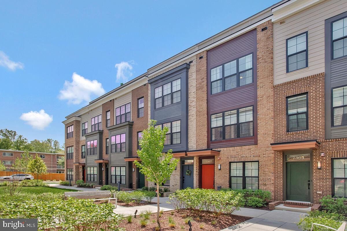 7367 Blade Dr Falls Church, VA 22042 - Thumbnail 2