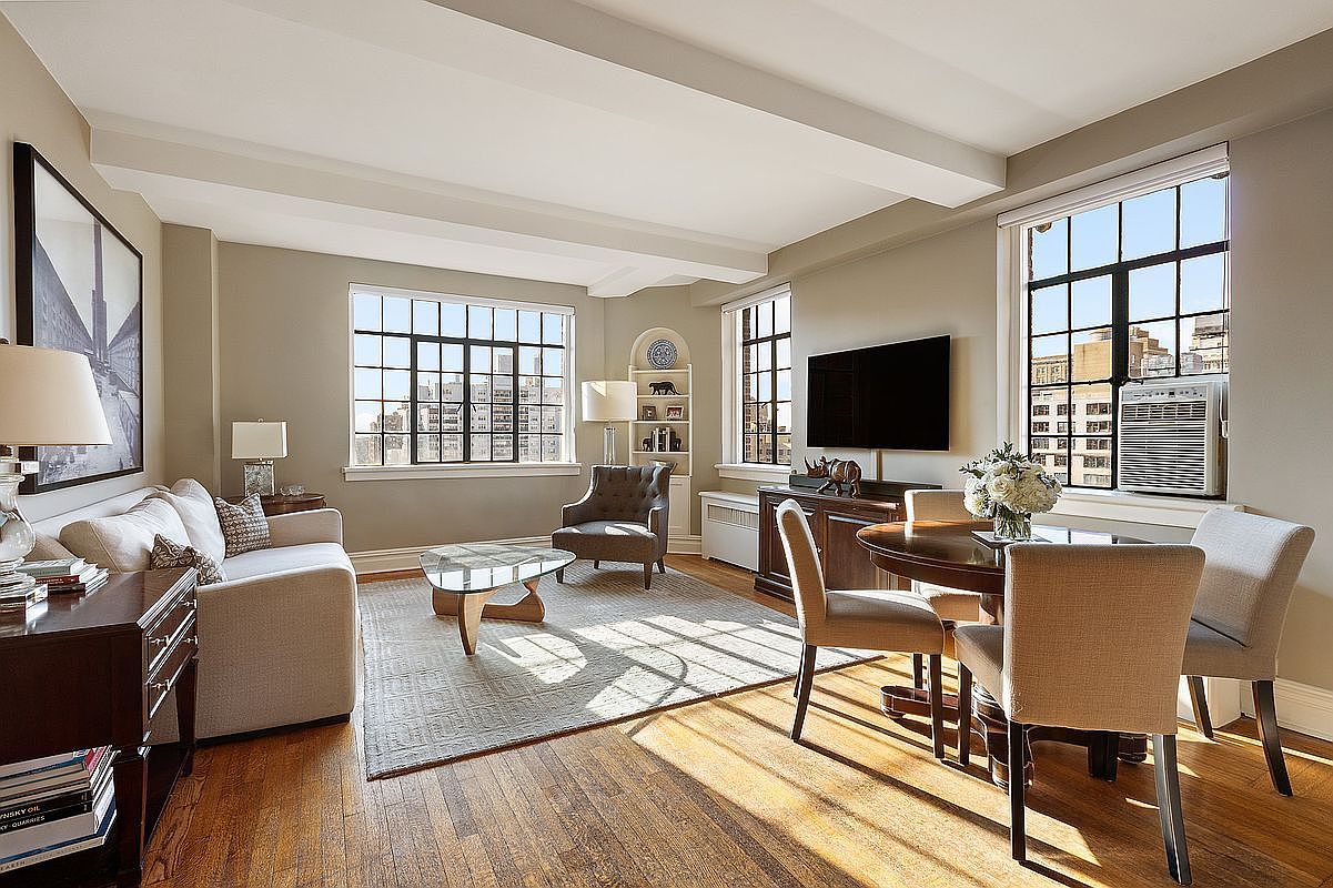 81 Irving Pl #15DE New York, NY 10003 - Thumbnail 2