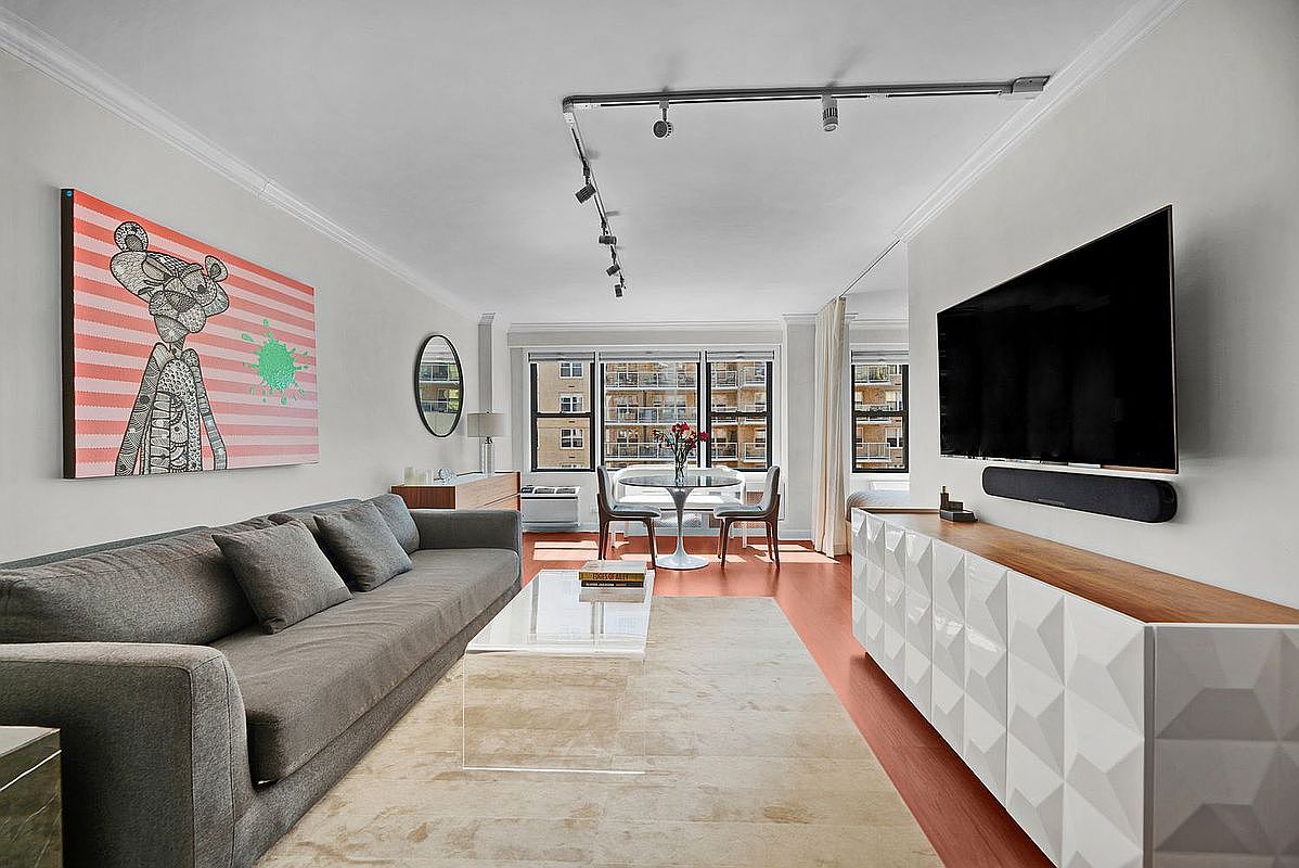 245 E 24th St APT 10E New York, NY 10010 - Thumbnail 2