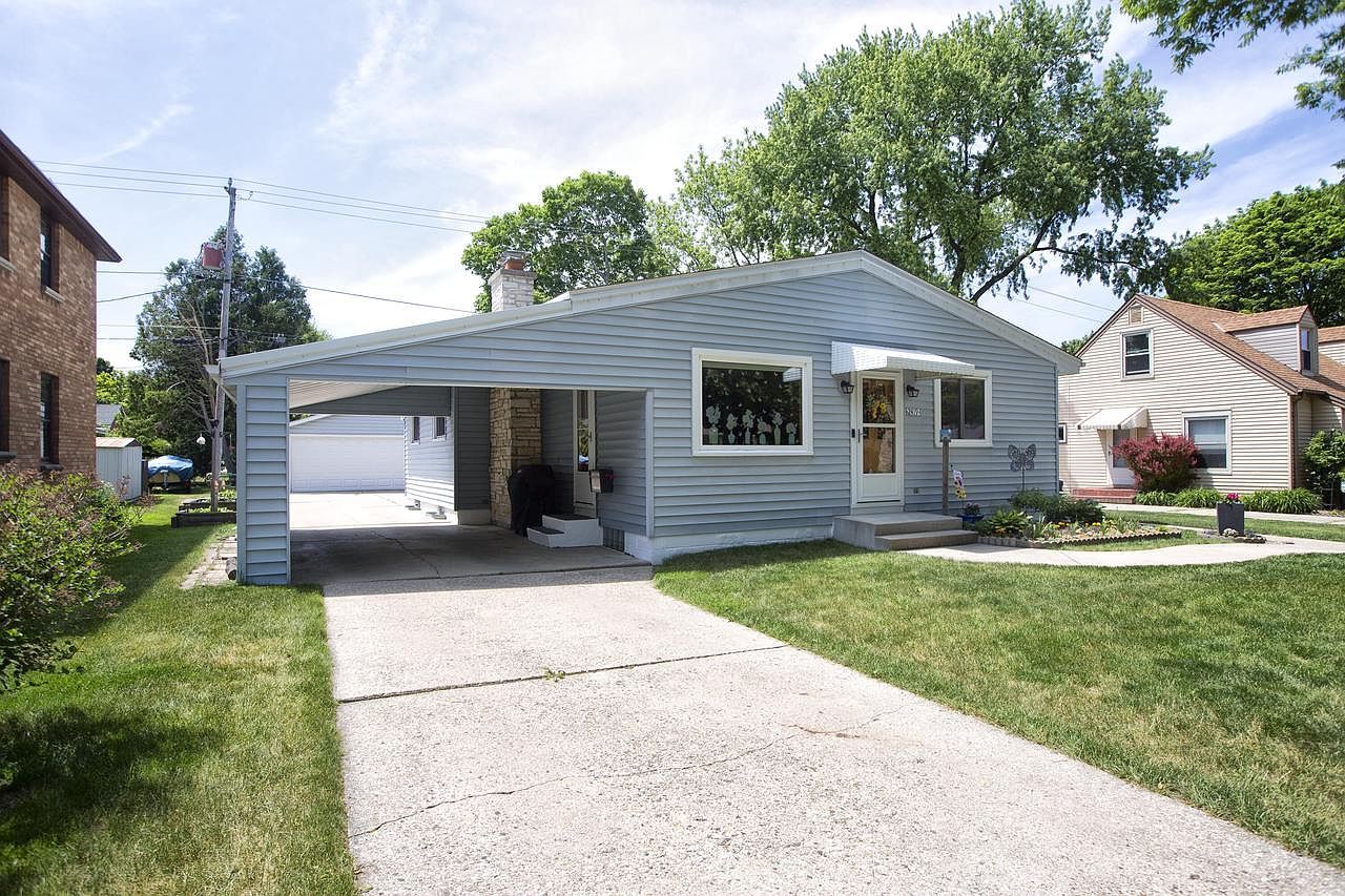2419 S 81st St West Allis, WI 53219, 53219