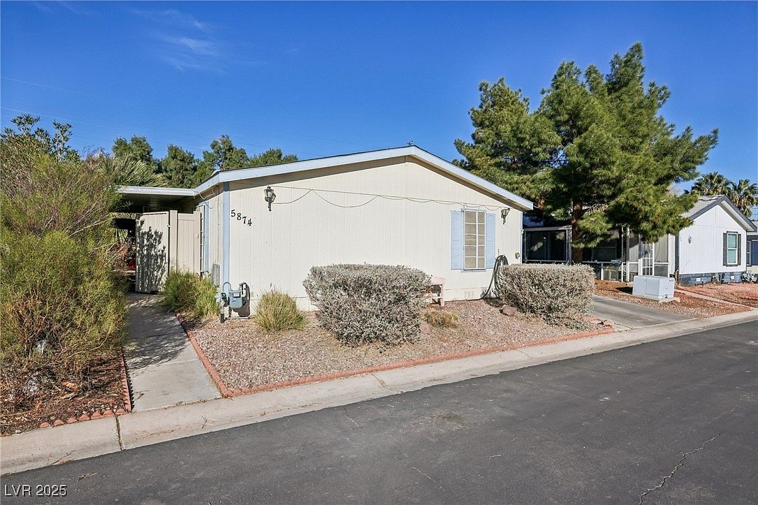 5874 Sassy Rose Dr Las Vegas, NV 89122 - Thumbnail 2
