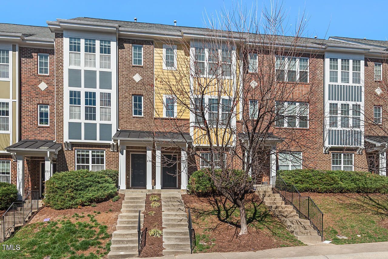 235 Michigan Ave Cary, NC 27519 - Thumbnail 2