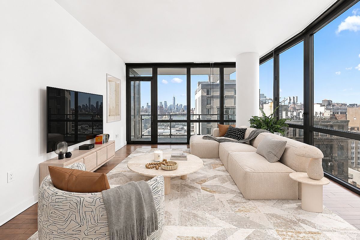 101 W 24th St APT 15B New York, NY 10011, 10011