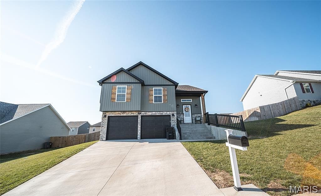 203 Majestic Dr Waynesville, MO 65583  | Single Family