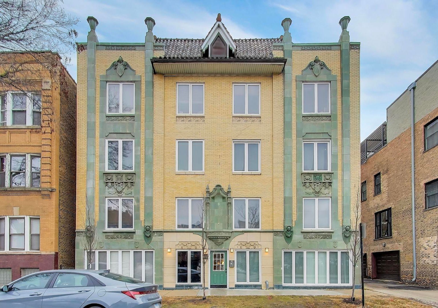 1636 W Melrose St APT 203 Chicago, IL 60657 - Thumbnail 2