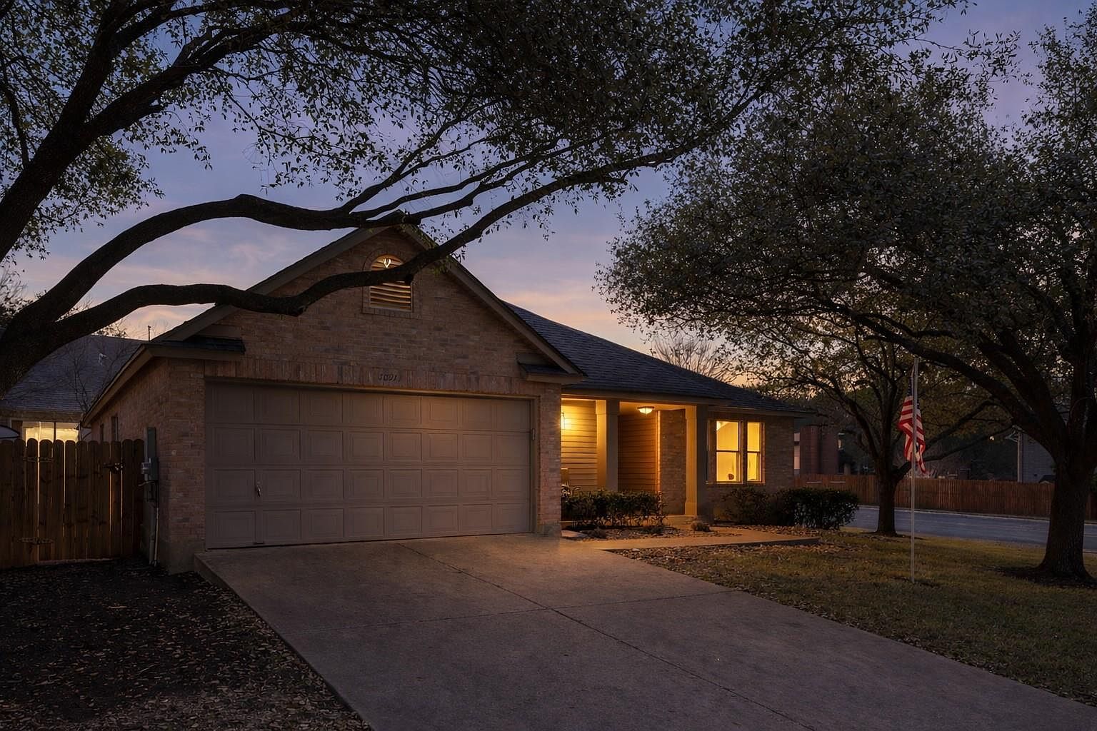 10911 Claywood Dr Austin, TX 78753 - Thumbnail 2