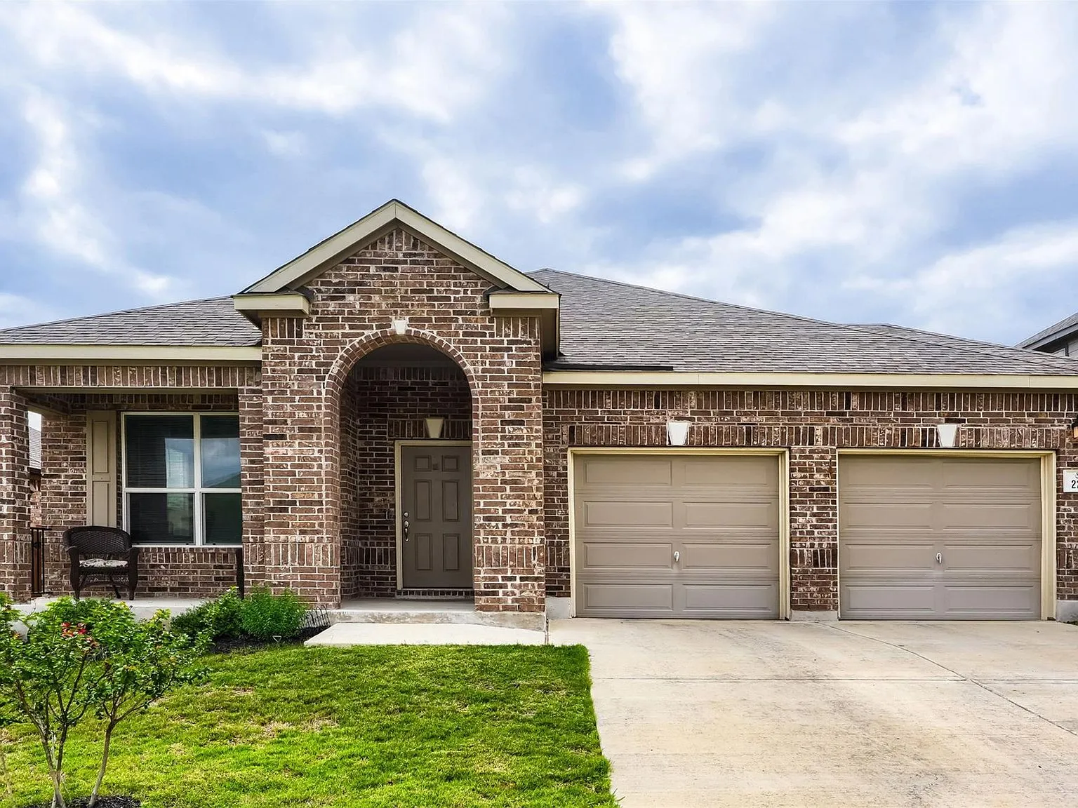 221 Auburn St Kyle, TX 78640, 78640