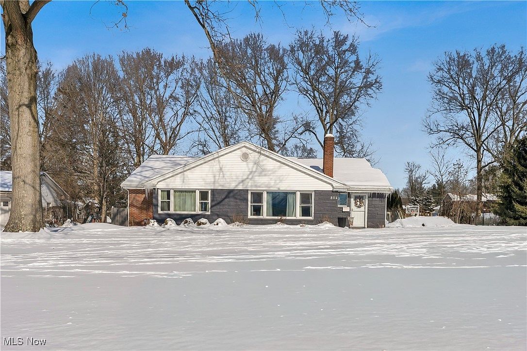 804 Brookfield Ave Youngstown, OH 44512 - Thumbnail 2