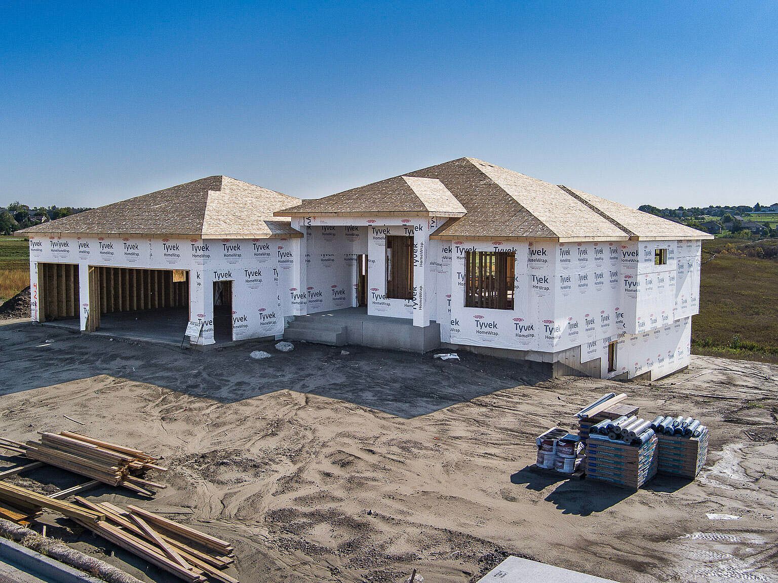 4211 Kites Ln Bismarck, ND 58503 - Thumbnail 2