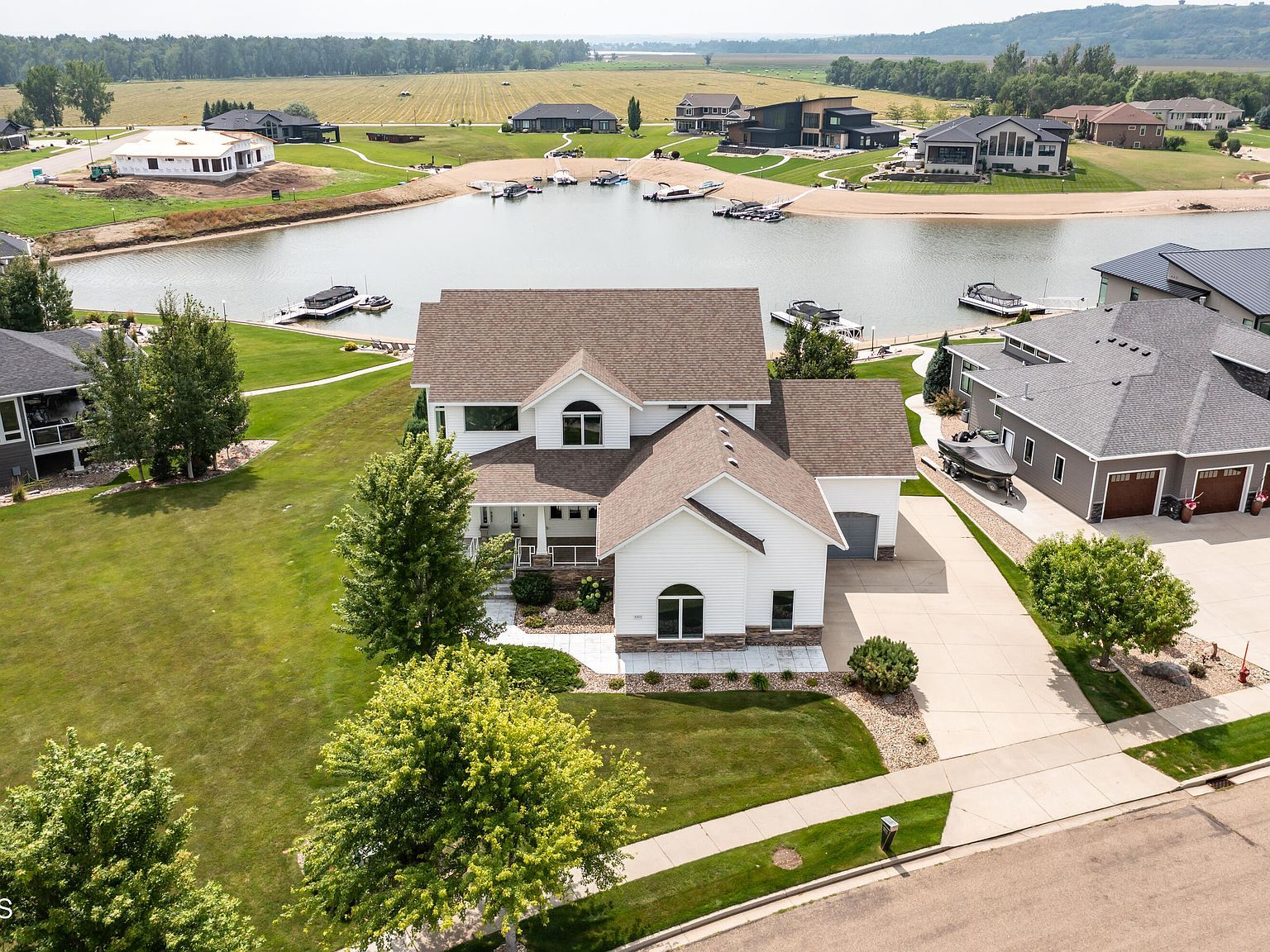 4303 Borden Harbor Pl SE Mandan, ND 58554  | Single Family