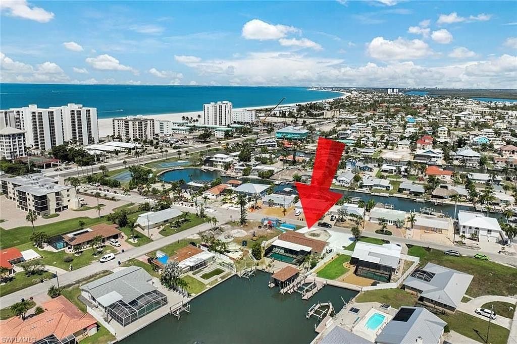 120 Albatross St Fort Myers Beach, FL 33931 - Thumbnail 2