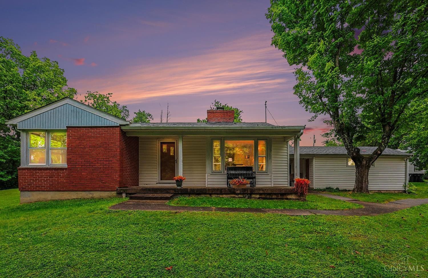 538 Roebling Rd Cincinnati, OH 45238  | Single Family