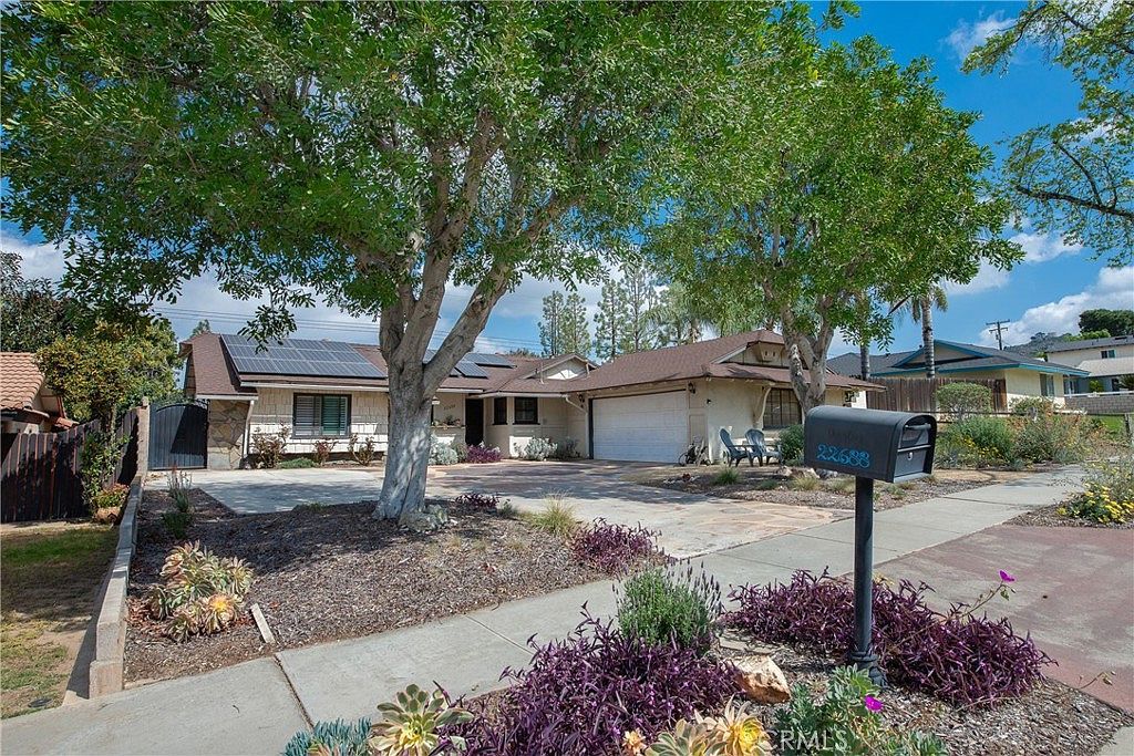 22688 La Paix St Grand Terrace, CA 92313 - Thumbnail 2